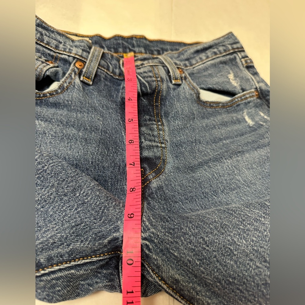 Vintage Levi's 501 Jeans - Picture 5 of 9